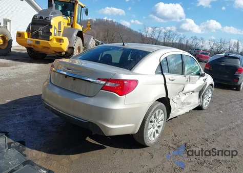 2014 Chrysler 200 Lx из США, поврежденный, VIN 1C3CCBAB2EN211585